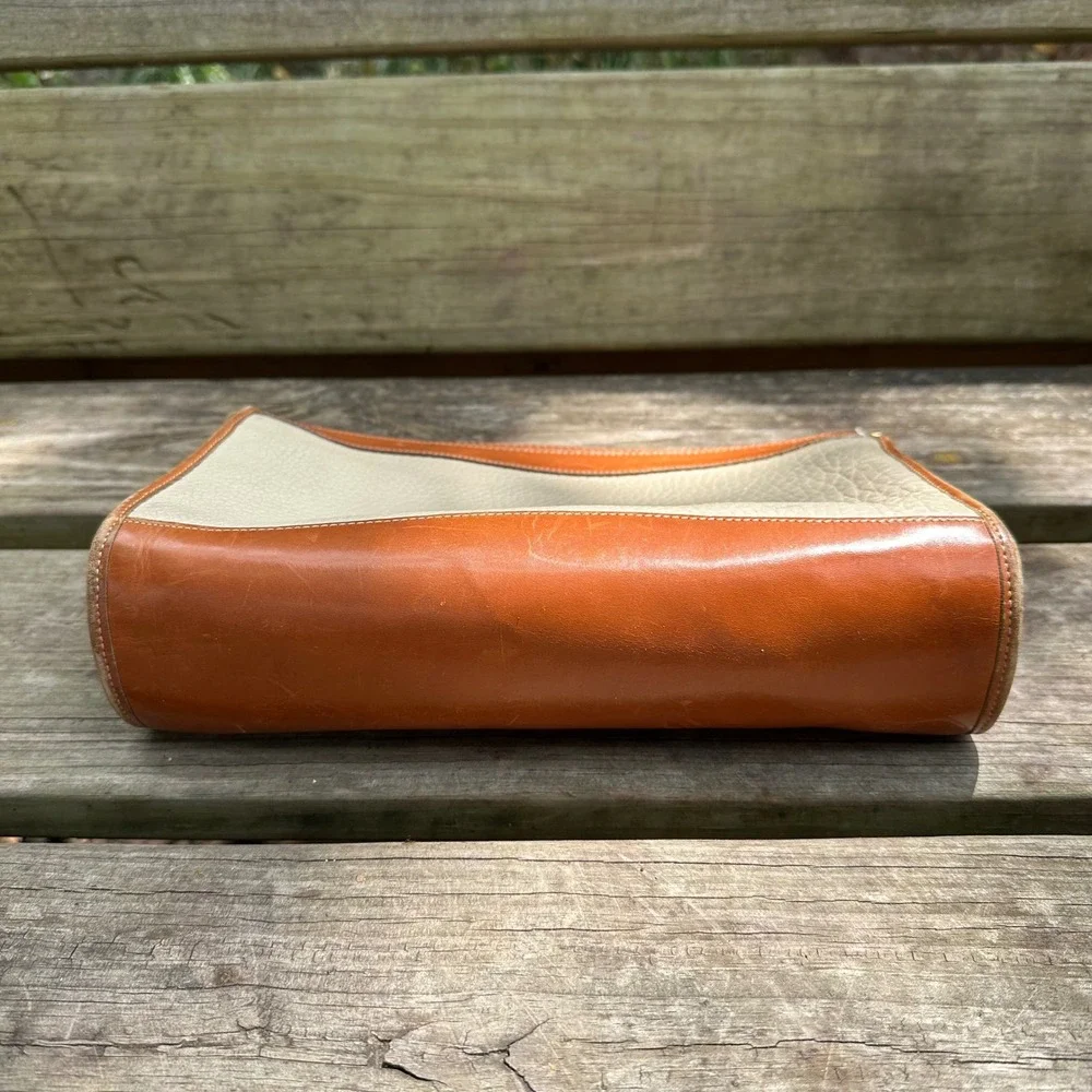 Vintage‎ 80s Dooney & Bourke All Weather Leather Clutch Bag Cream Tan USA Made